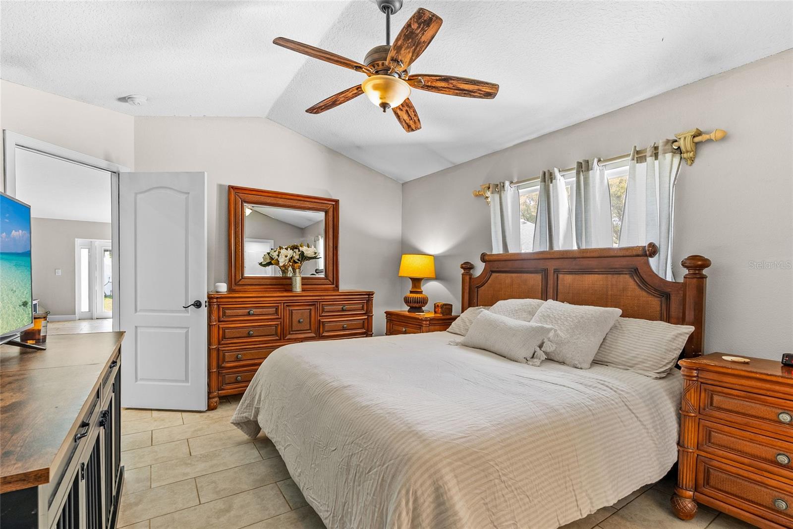 BRANDON BROOK PHASE VII LOT 6 BLOCK B - Residential