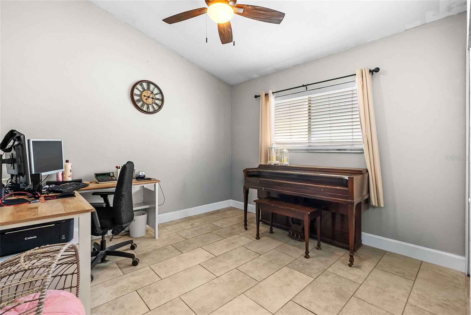 BRANDON BROOK PHASE VII LOT 6 BLOCK B - Residential