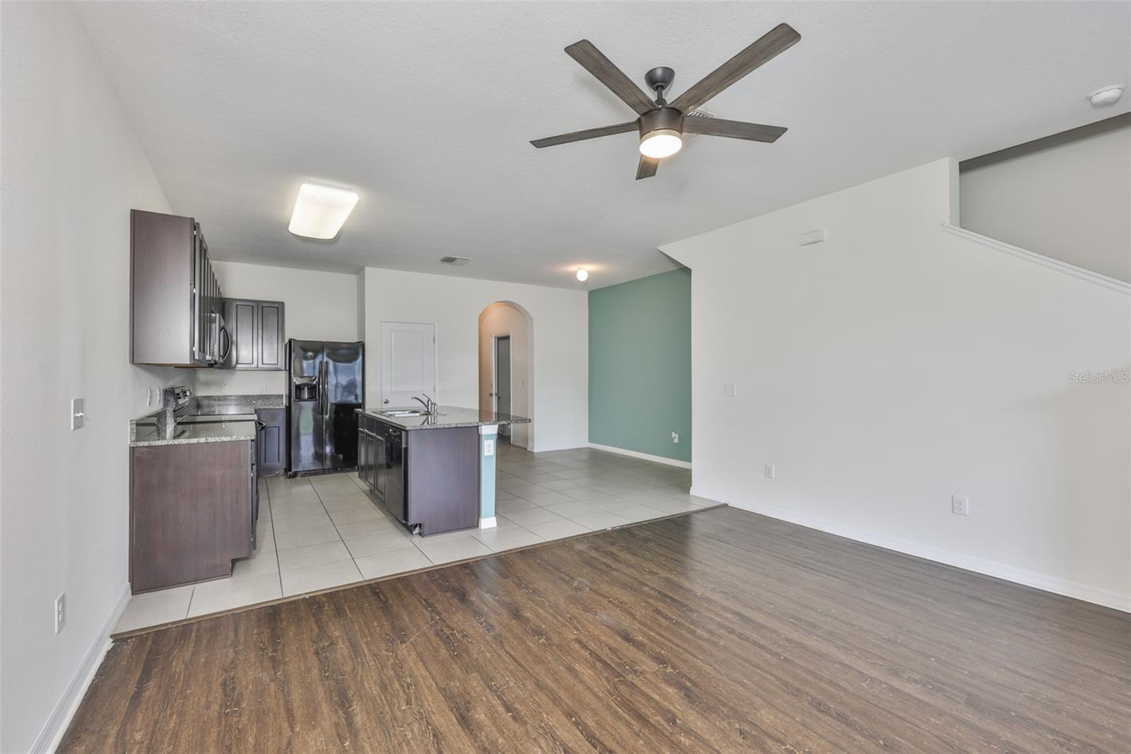 EAGLE PALM PH 4B - Residential Lease