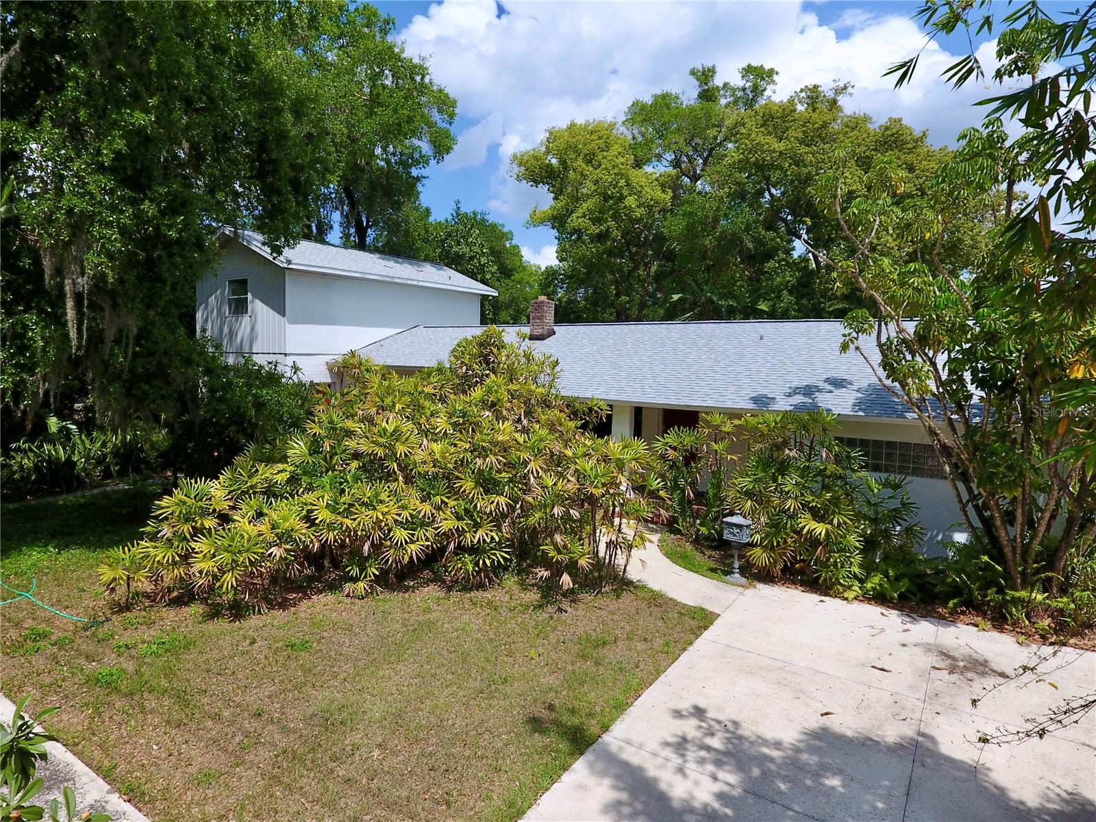 717 CLIFFORD DRIVE