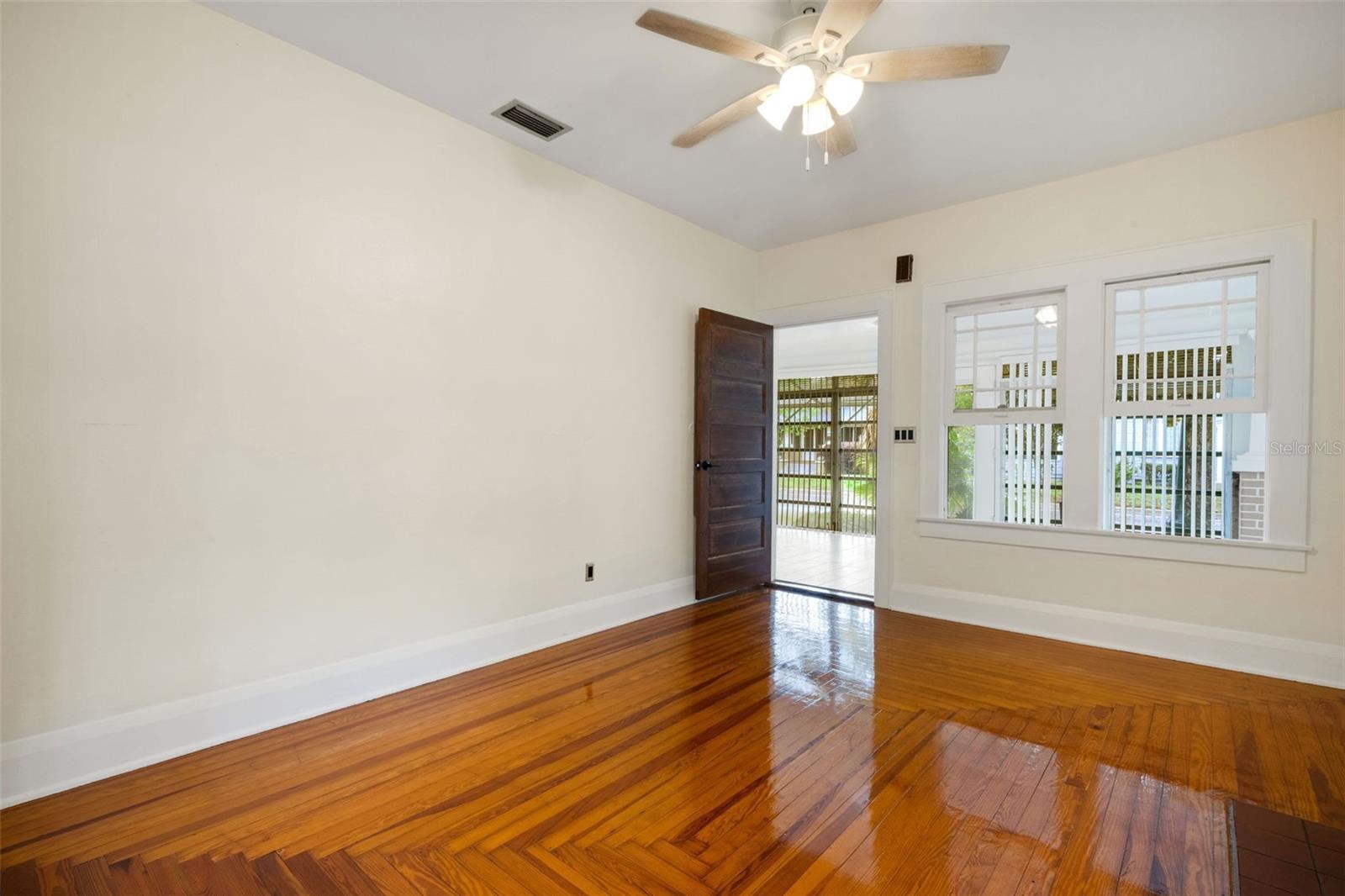 JOHNSONS T H SUB - Residential