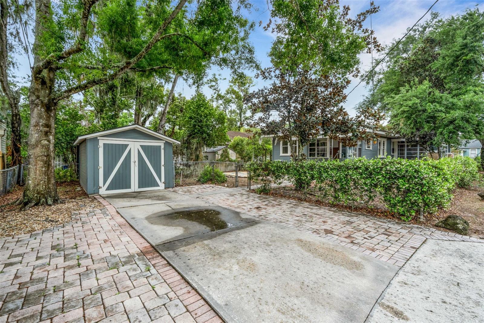 JOHNSONS T H SUB - Residential