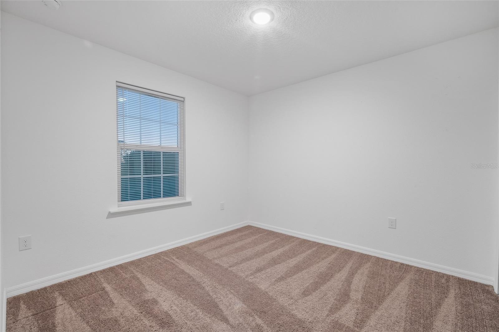 AVALON WOODS - Residential