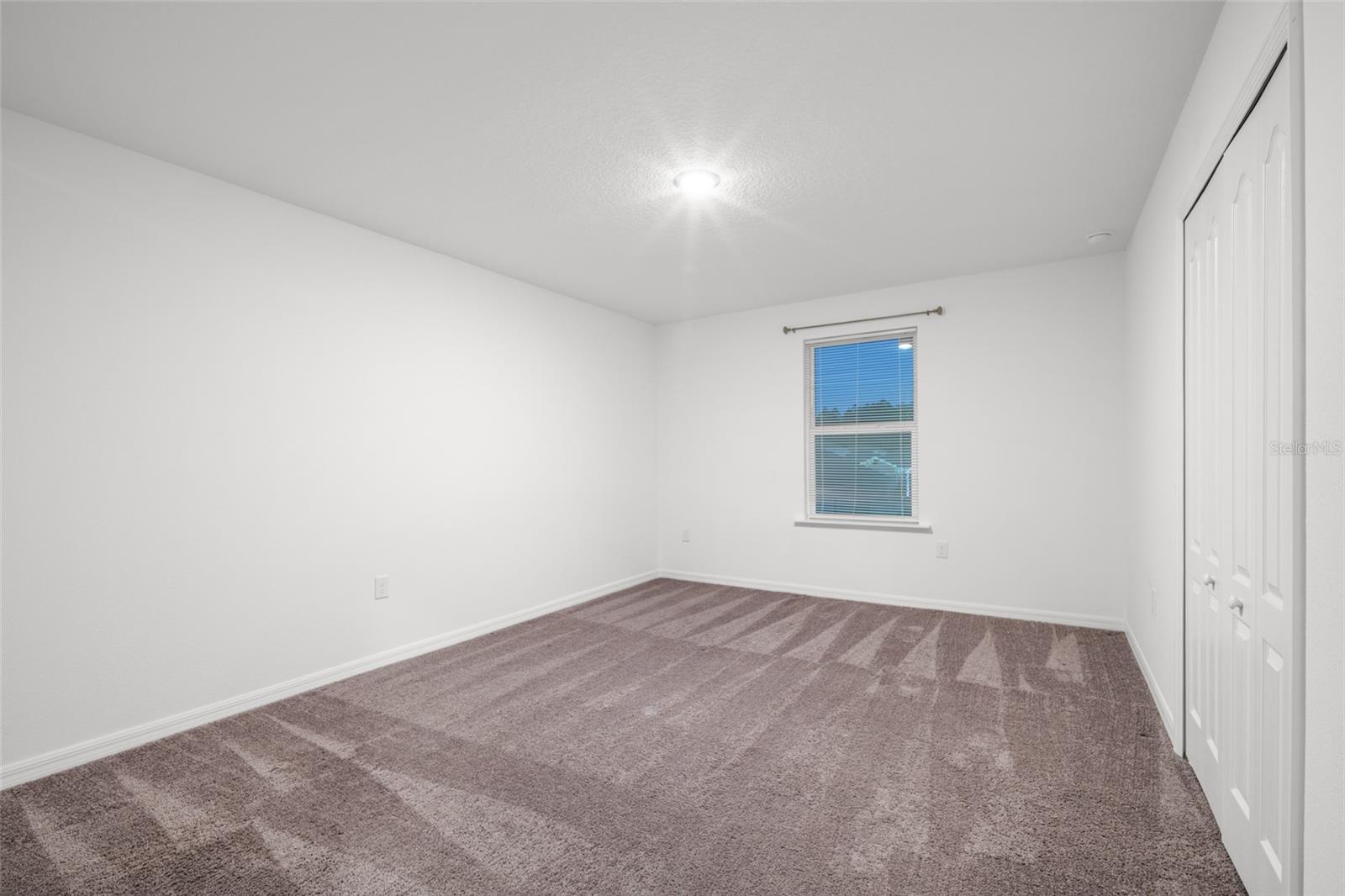 AVALON WOODS - Residential