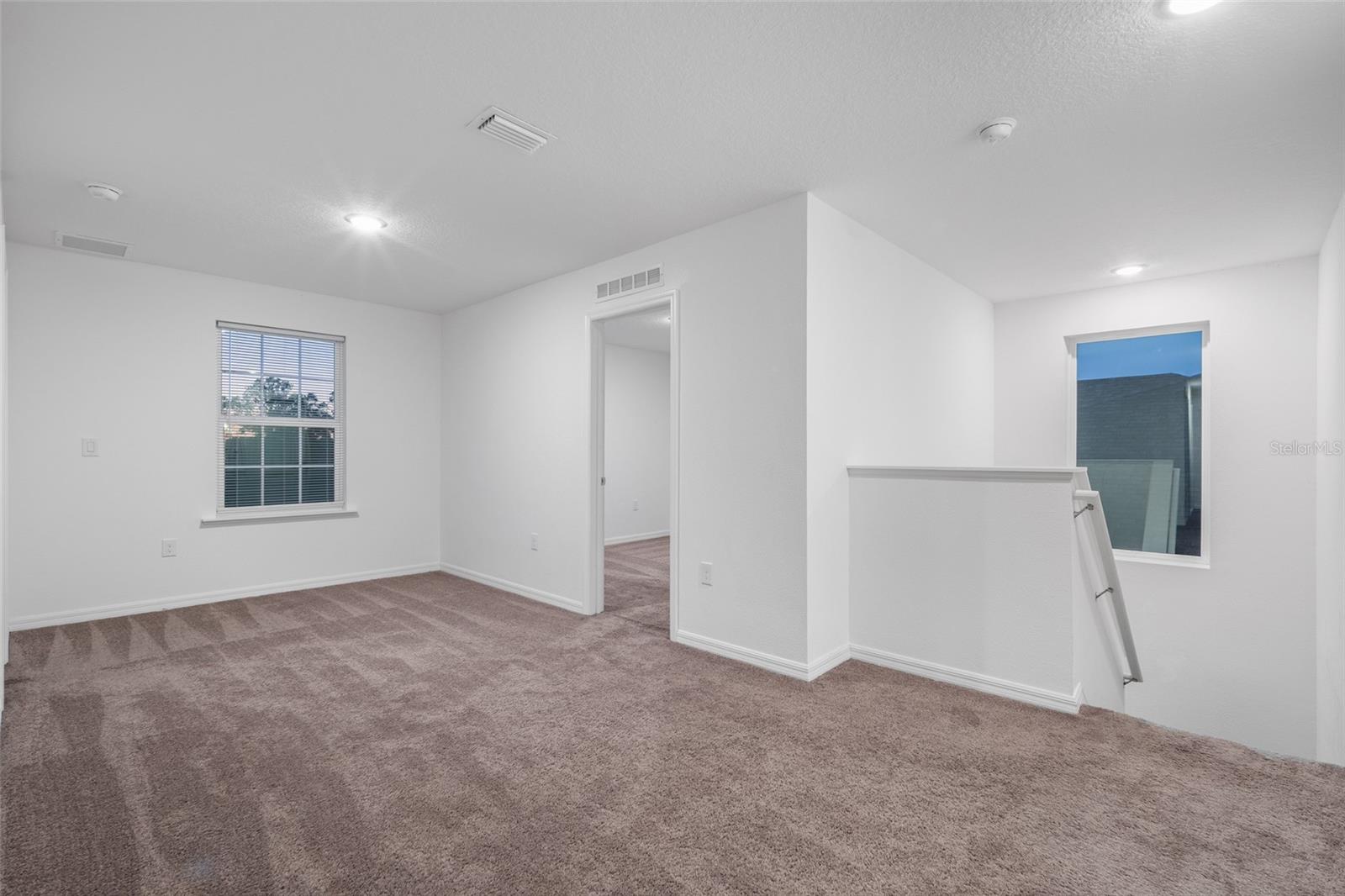 AVALON WOODS - Residential