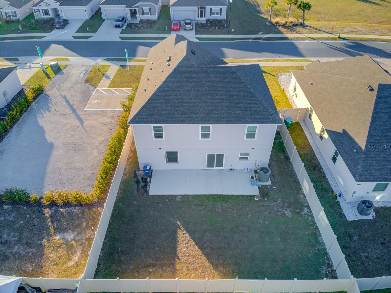 AVALON WOODS - Residential