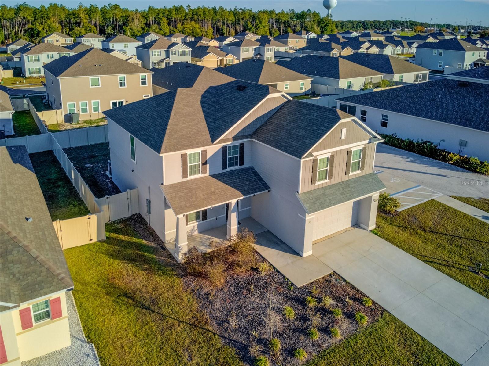 AVALON WOODS - Residential