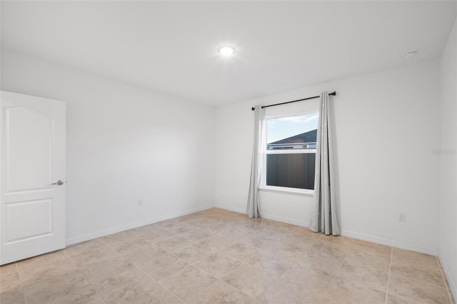 AVALON WOODS - Residential