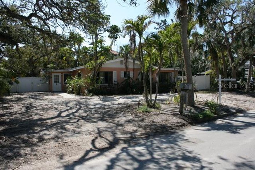 Exceptional opportunity on the highly sought-after North end of Siesta Key, just steps from Shell Beach. This property offers a prime location less than a block to the Gulf, with convenient access on and off the island via the North bridge. Located only 3 miles to Siesta Key’s world-renowned Main Beach, and under 15 minutes to the vibrant dining, shopping, and cultural scene of downtown Sarasota.
The existing structure sustained significant hurricane damage and has been remediated, presenting a unique opportunity for a full renovation or redevelopment. Due to current FEMA guidelines and the 50% rule, the property is best suited for a comprehensive remodel bringing the home up to current code, or as a teardown to maximize the full potential of the lot.
Zoned RSF2 with weekly rentals permitted, this property is ideal for those looking to create a luxury coastal retreat, a high-performing income-producing vacation rental, or both. The unbeatable location places you in the heart of Siesta Key’s laid-back yet vibrant beach lifestyle, surrounded by world-class beaches, boating, dining, and entertainment.
Whether you envision building your dream home or capitalizing on strong rental demand, this is a rare chance to secure a premier lot in one of Sarasota’s most desirable coastal neighborhoods.