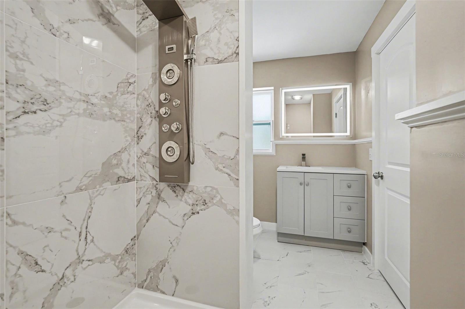 SPRING HILL - Residential