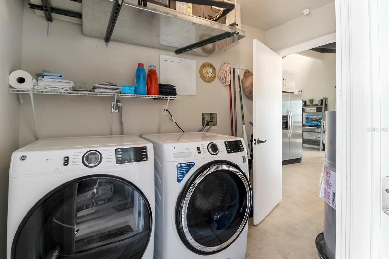 FLORENCE - Residential Lease