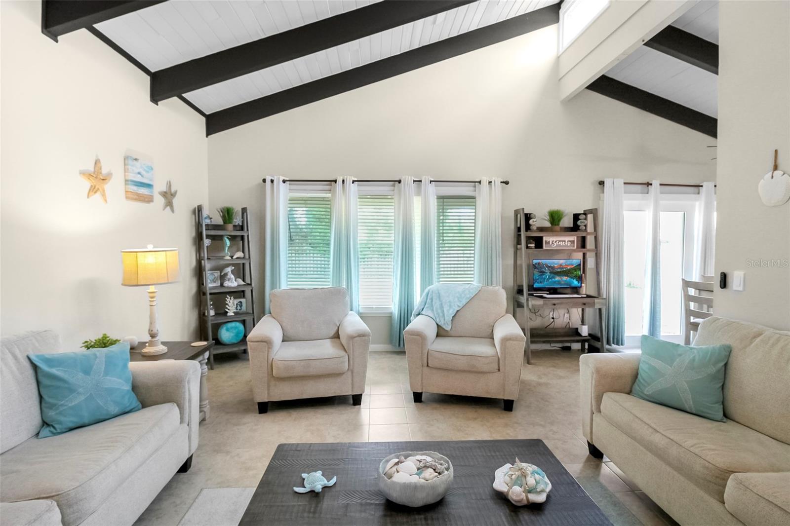 FLORENCE - Residential Lease