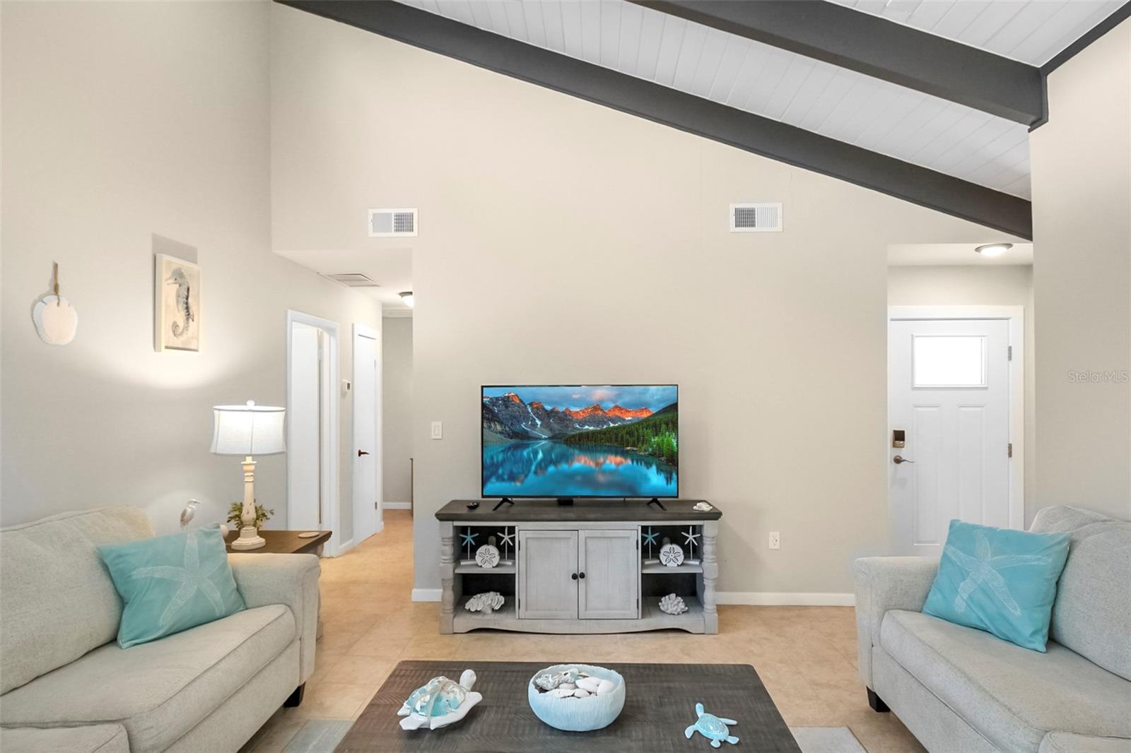 FLORENCE - Residential Lease