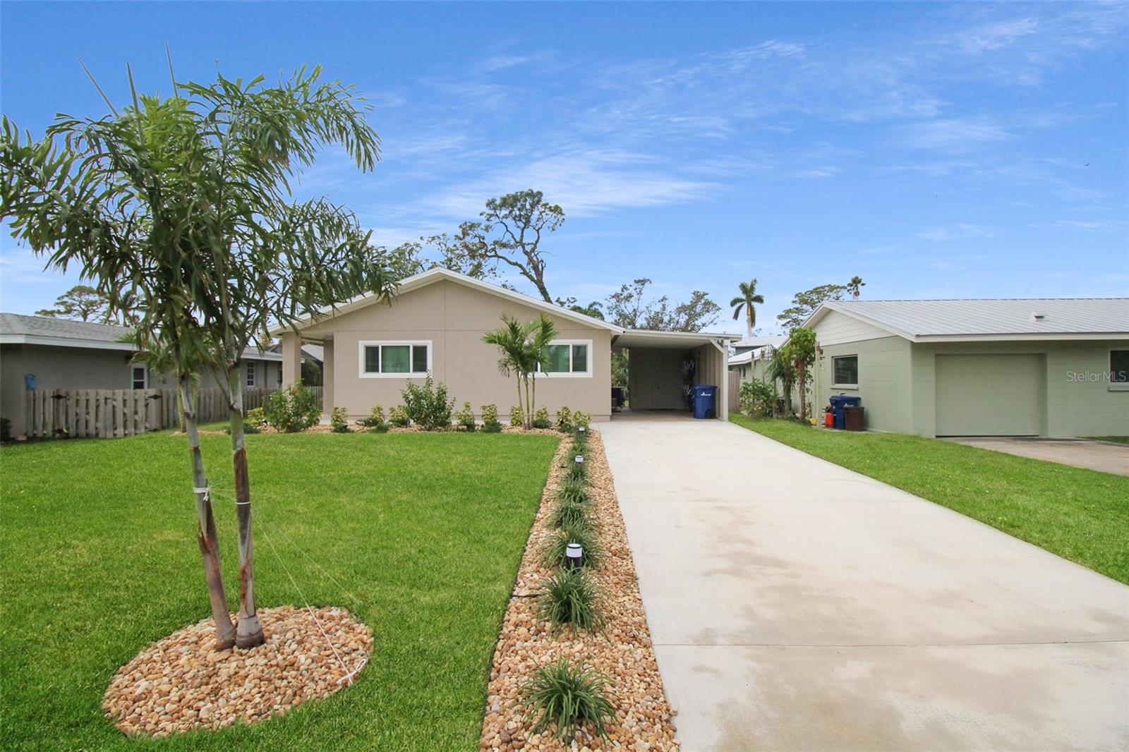 Welcome to Casa de Suenos, your coastal retreat in the heart of Sarasota! This charming 2-bedroom, 2-bathroom home offers a light and airy atmosphere, with gorgeous ceiling beams and large windows that bathe the space in natural light, creating a perfect spot to unwind. The two sofas in the living room are pull out and they are queen-size for additional sleeping arrangements.
The primary bedroom features a luxurious king-size bed, ample closet space, and an attached bathroom with an updated vanity and a shower/tub combo. The second bedroom is thoughtfully furnished with two twin-size beds, providing a comfortable haven after a day of beach adventures.
The well-equipped kitchen boasts stainless-steel appliances, ideal for preparing family favorites, and is conveniently located next to a dining table that seats up to six comfortably.
For those working remotely, a desk with a monitor provides a dedicated space to set up your home office.
Step through the sliding glass doors into the expansive backyard, perfect for family games, outdoor gatherings, and creating unforgettable memories. This Sarasota gem blends comfort, functionality, and coastal charm—your perfect getaway awaits!
Sarasota is a gem on Florida’s Gulf Coast, offering pristine beaches like Siesta Key and Lido Key, where you can soak up the sun and enjoy crystal-clear waters. Art lovers will appreciate The Ringling Museum of Art and the lush Marie Selby Botanical Gardens. St. Armands Circle provides a vibrant mix of shopping and dining, while the Mote Marine Laboratory & Aquarium offers a fascinating glimpse into Florida’s marine life. Whether you’re looking for relaxation, culture, or family-friendly fun, Sarasota has something for everyone!
All 3 TV's are smart TV's with Roku. There are beach chairs for guests to use.
House Rule: No smoking. No burning candles inside of lodging. No parties. No Pets.