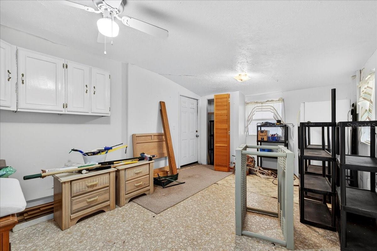 UNPLATTED - Residential