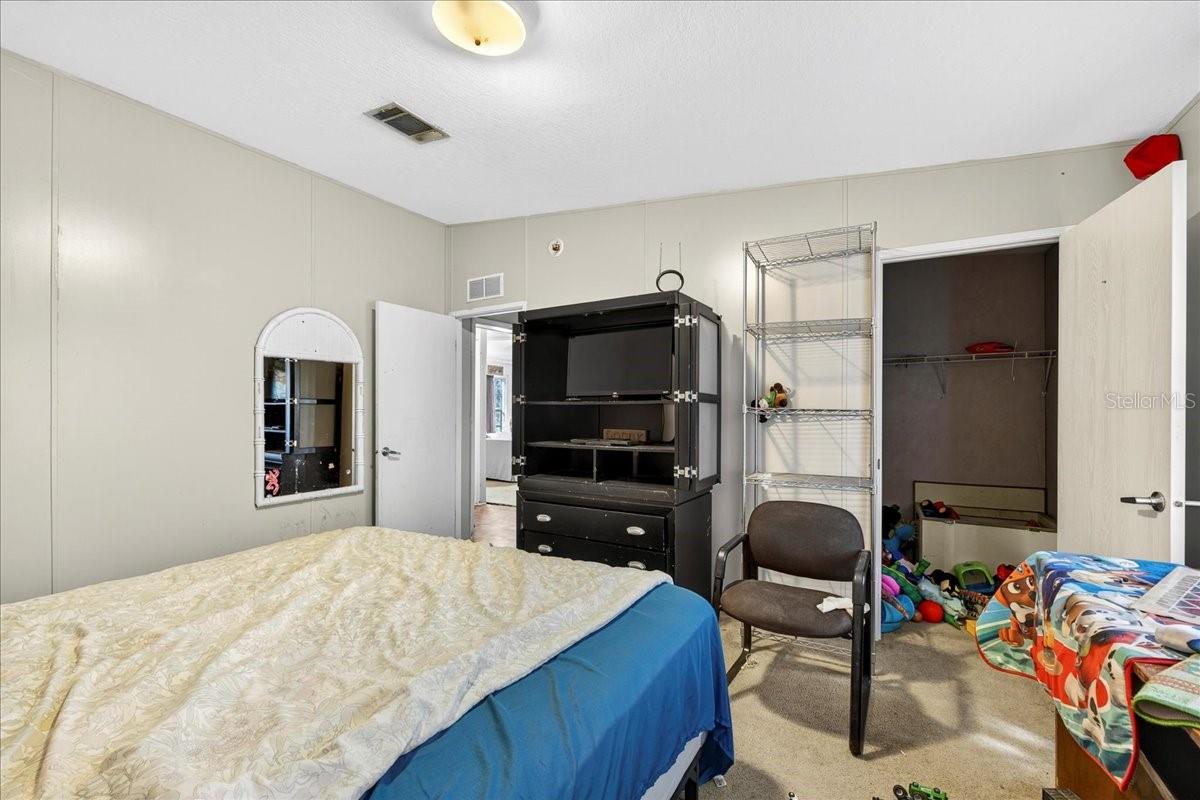 UNPLATTED - Residential