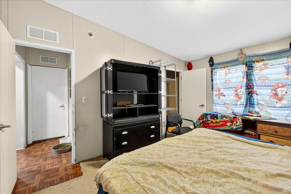 UNPLATTED - Residential