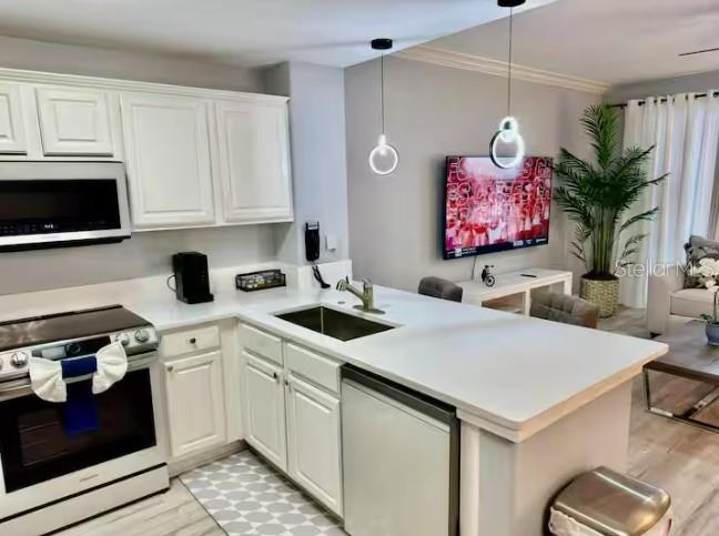 BLUE HERON BEACH RESIDENCE TOWER I - Residential