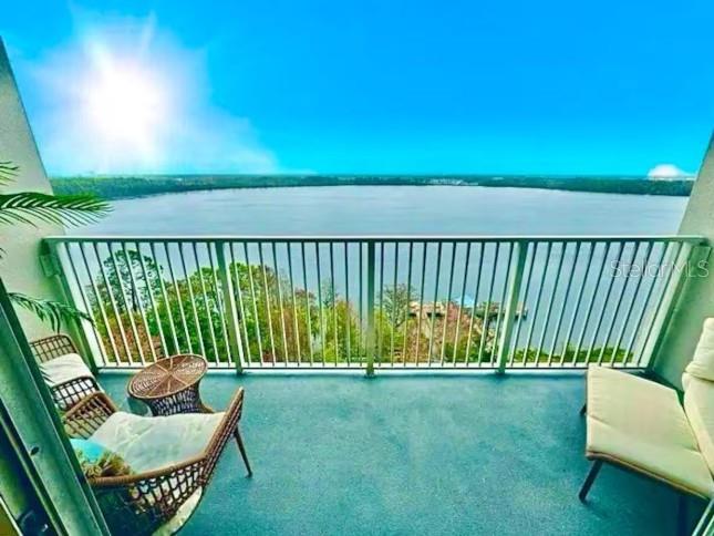 BLUE HERON BEACH RESIDENCE TOWER I - Residential