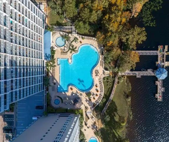 BLUE HERON BEACH RESIDENCE TOWER I - Residential