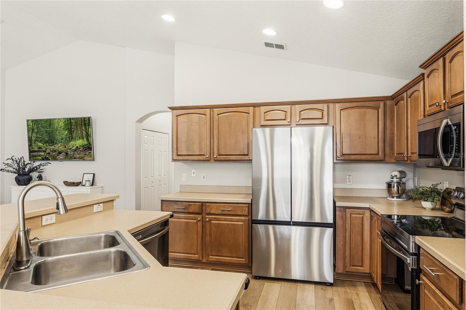 CALABRIA COVE - Residential