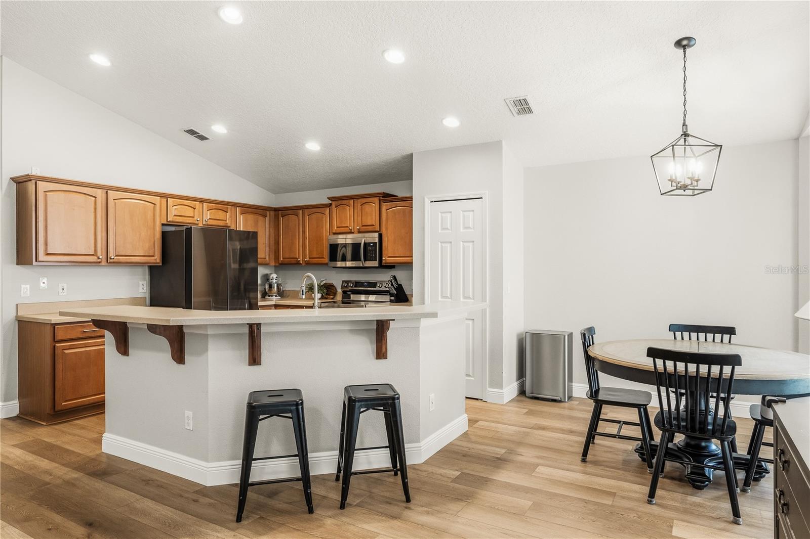 CALABRIA COVE - Residential