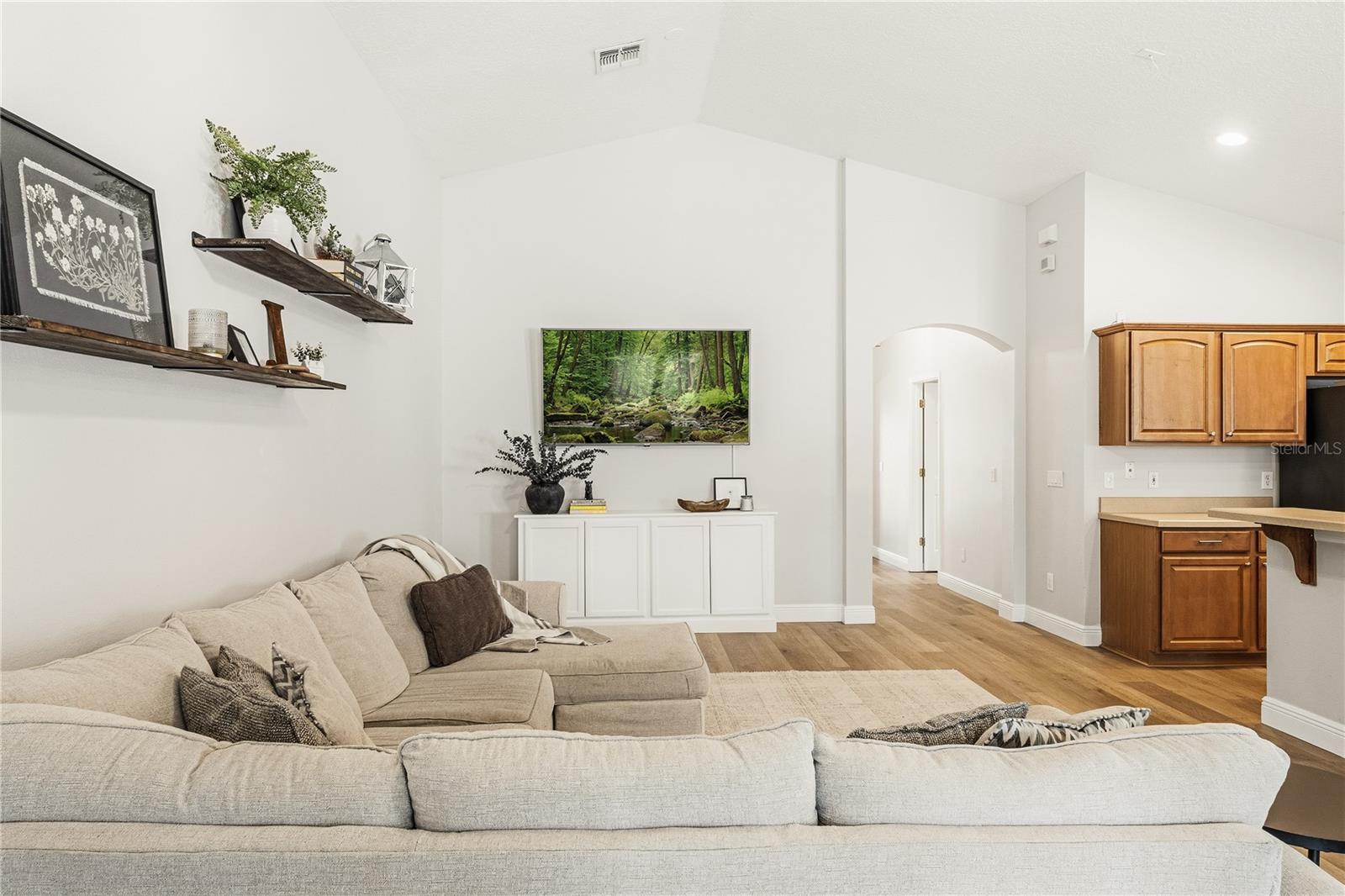 CALABRIA COVE - Residential