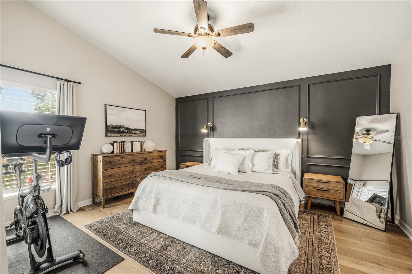 CALABRIA COVE - Residential