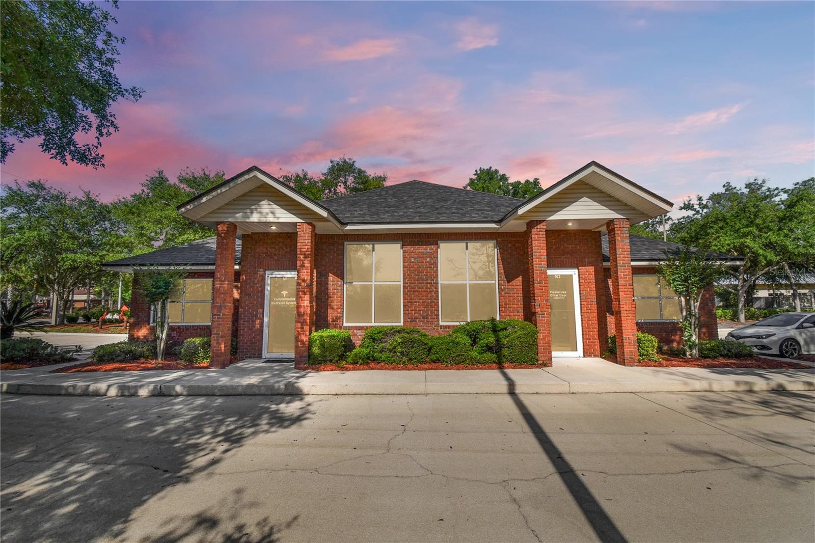 KINGSLEY-BELLAIR XING - Commercial Lease