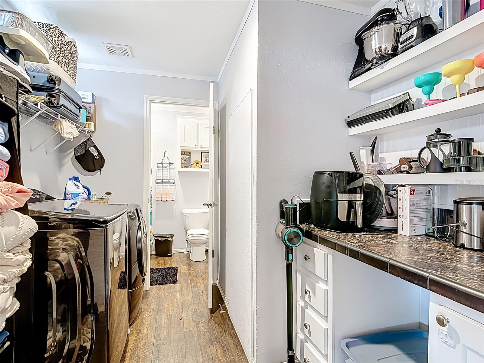 OAKWOOD ESTATES - Residential