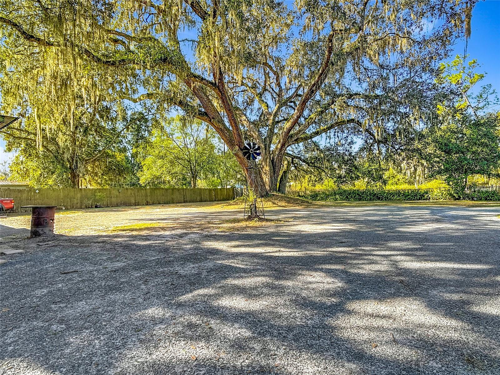 OAKWOOD ESTATES - Residential