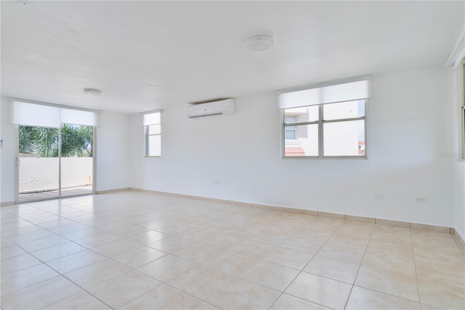 PALMANOVA VILLAGE - Residential Lease