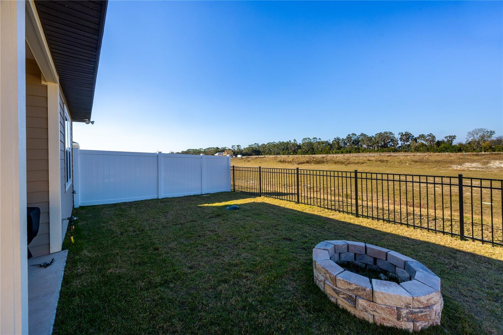 COUNTRYWAY OF NEWBERRY PH V PB 38 PG 62 - Residential