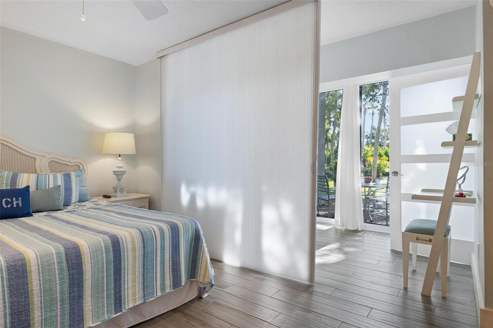 THE BANYAN BAY CLUB - Residential