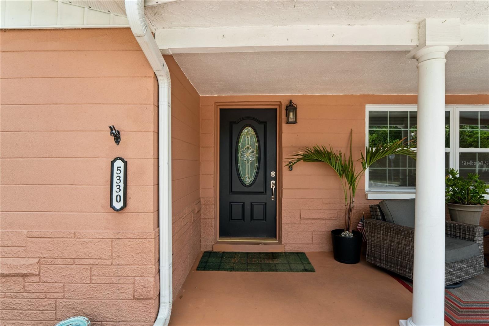 COLONIAL HILLS - Residential