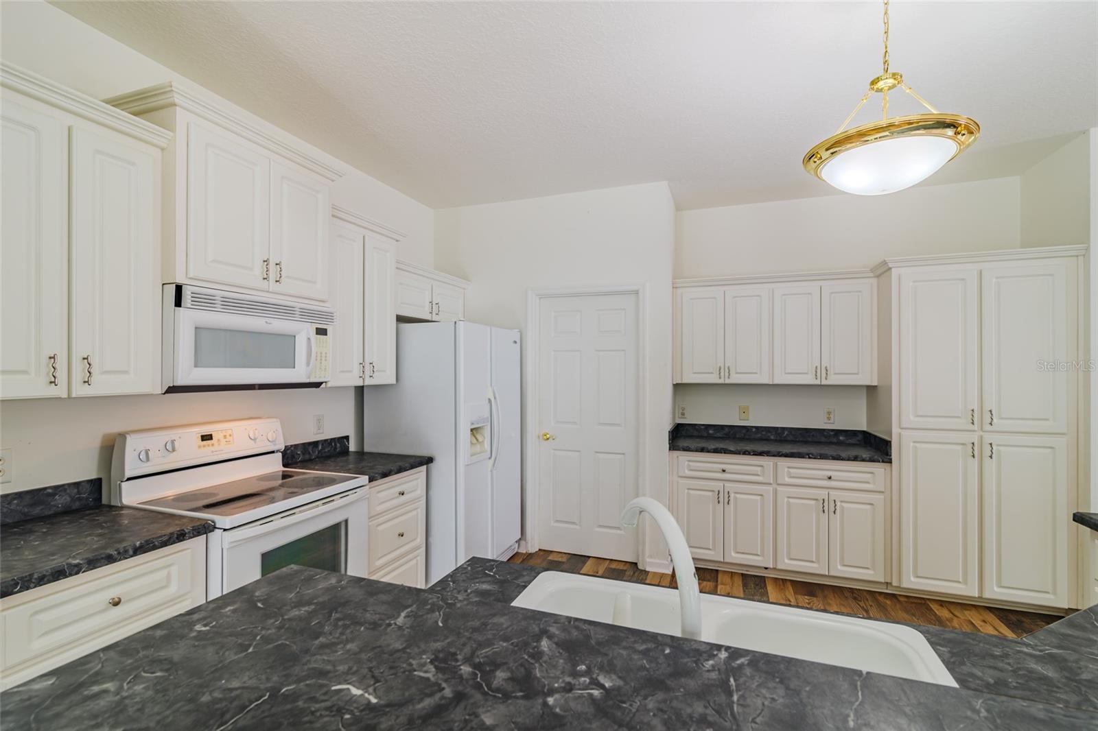 OCALA PALMS #X - Residential
