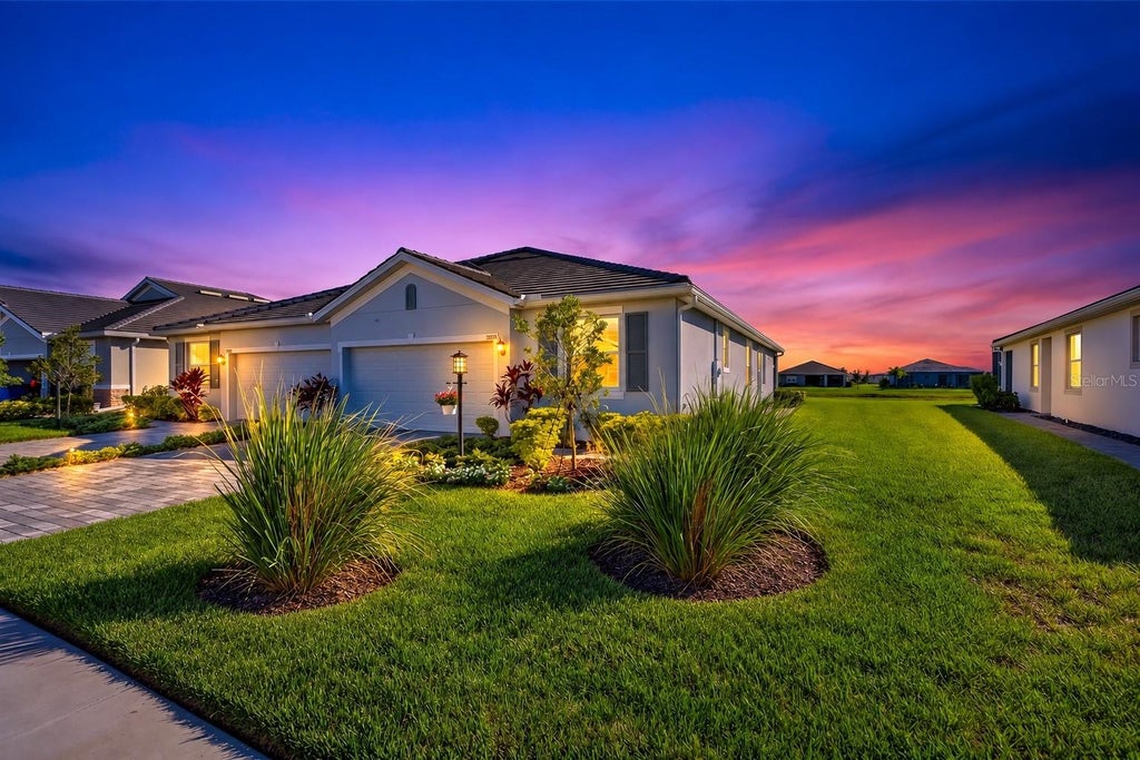 Photo of 18349 Cropside Trail, Lakewood Ranch, FL 34211 (MLS # A4707326)