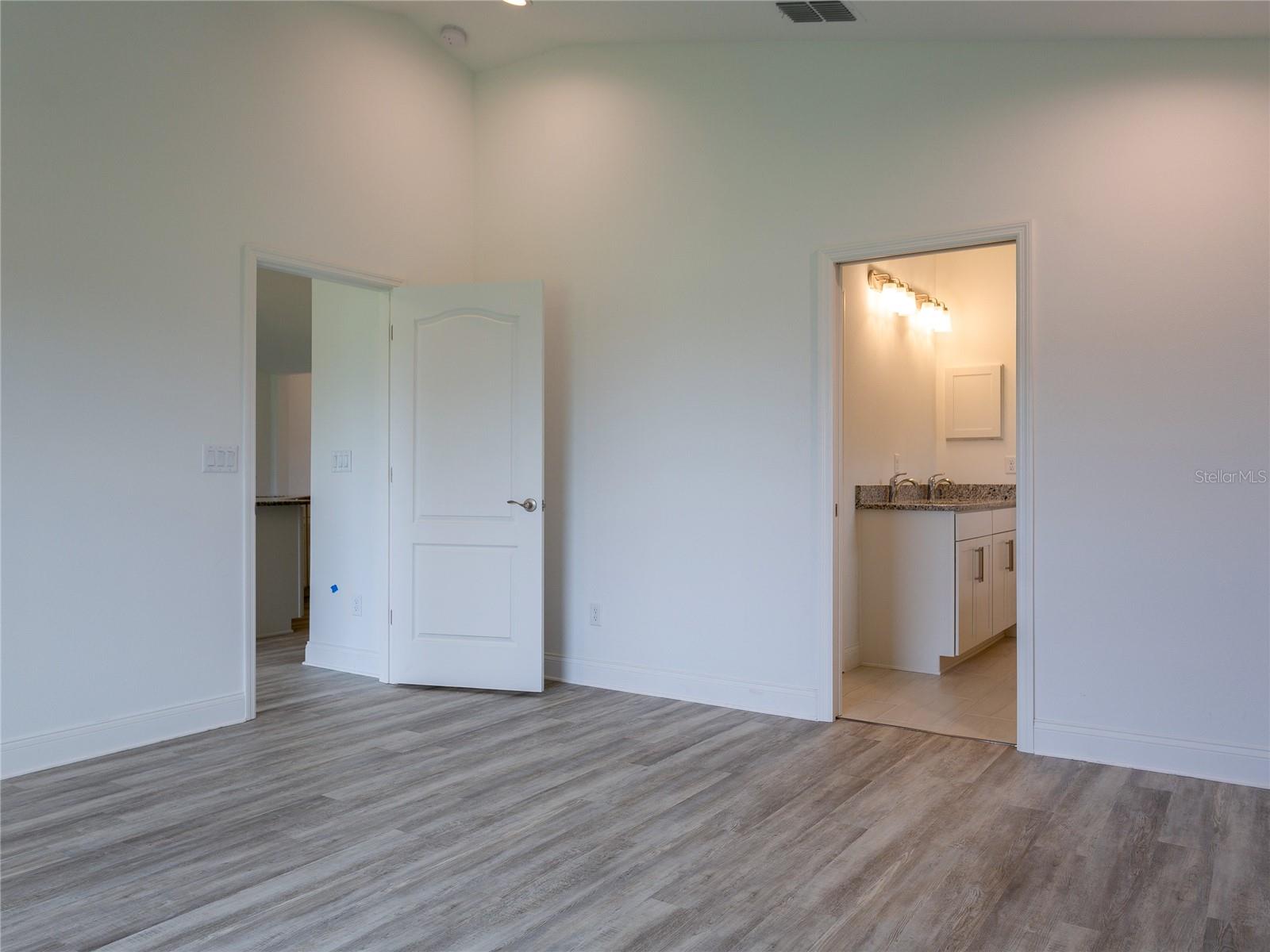 OAKS AT OCALA CROSSINGS SOUTH - Residential