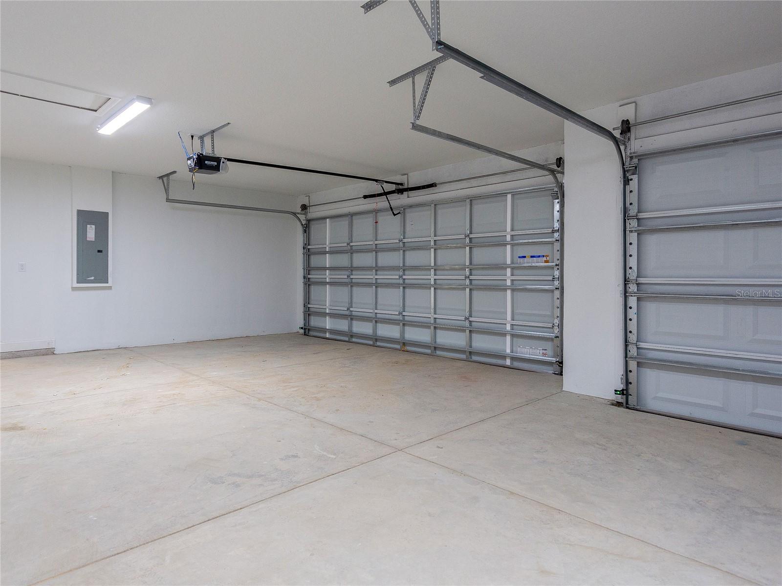 OAKS AT OCALA CROSSINGS SOUTH - Residential