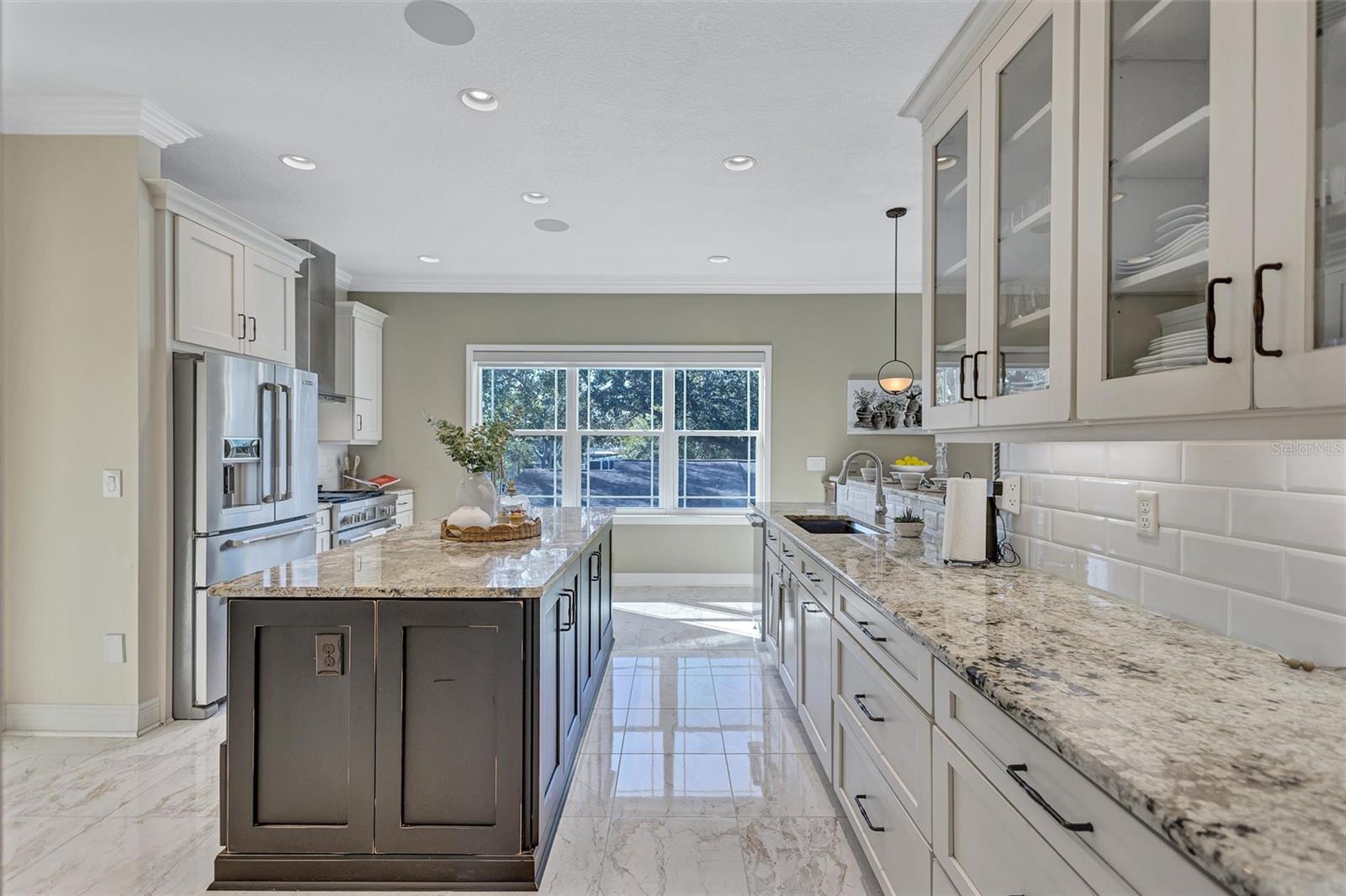 RIVERCREST - Residential