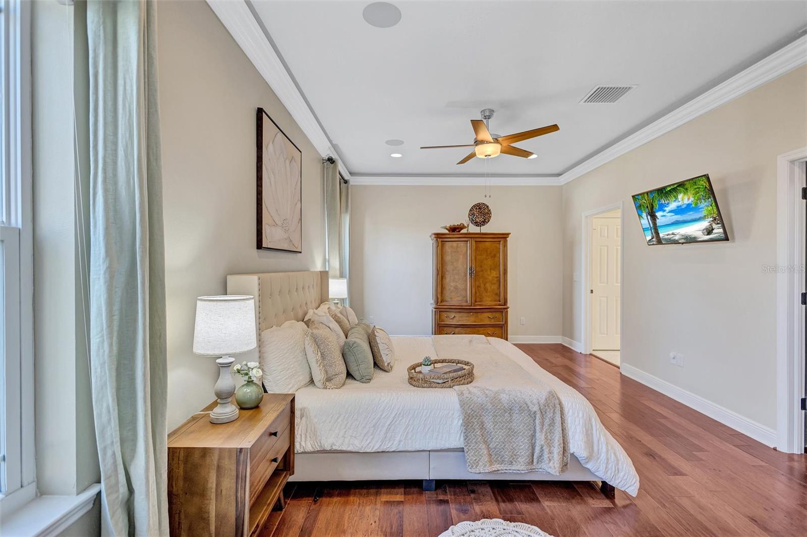 RIVERCREST - Residential