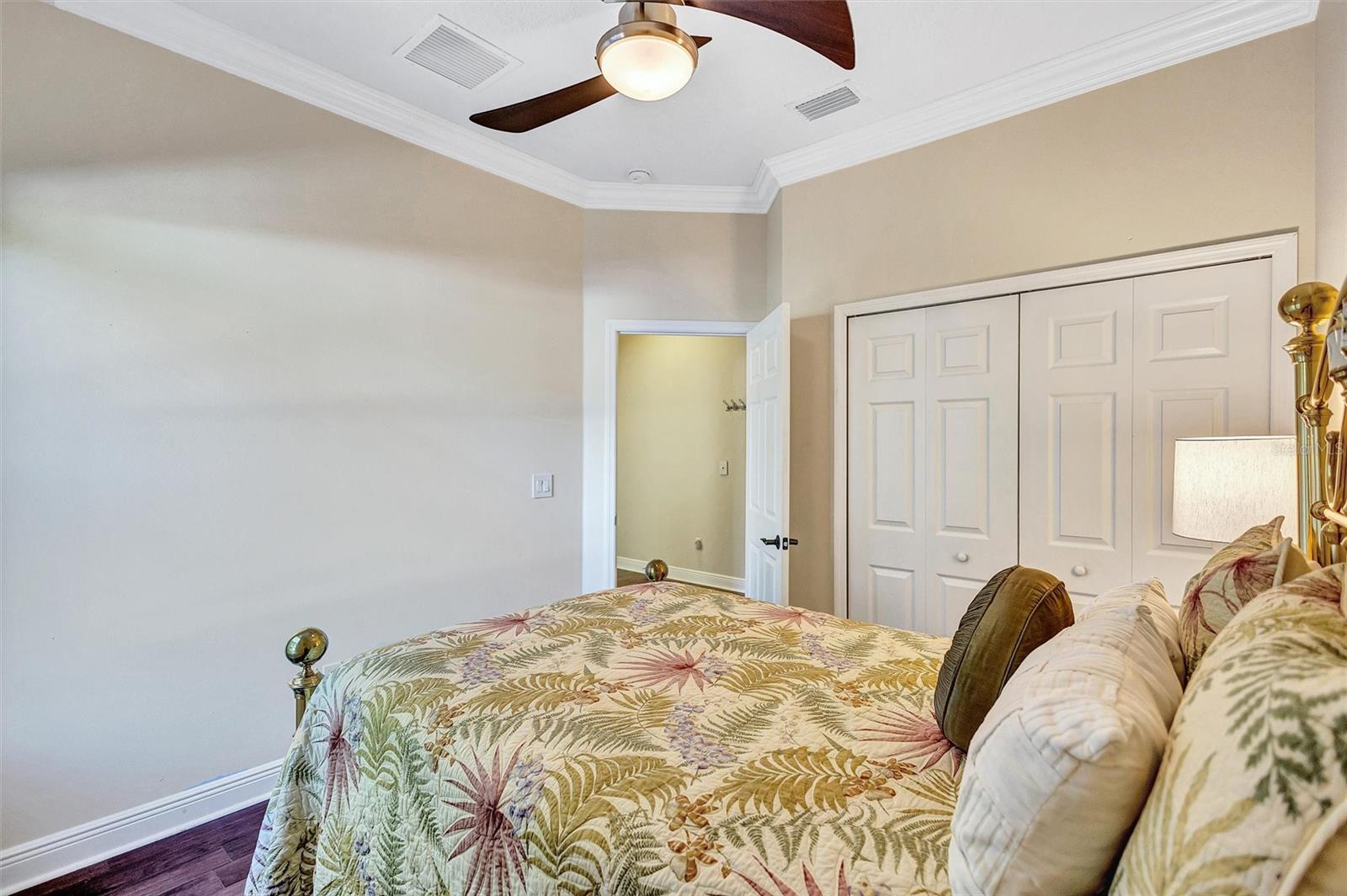 RIVERCREST - Residential