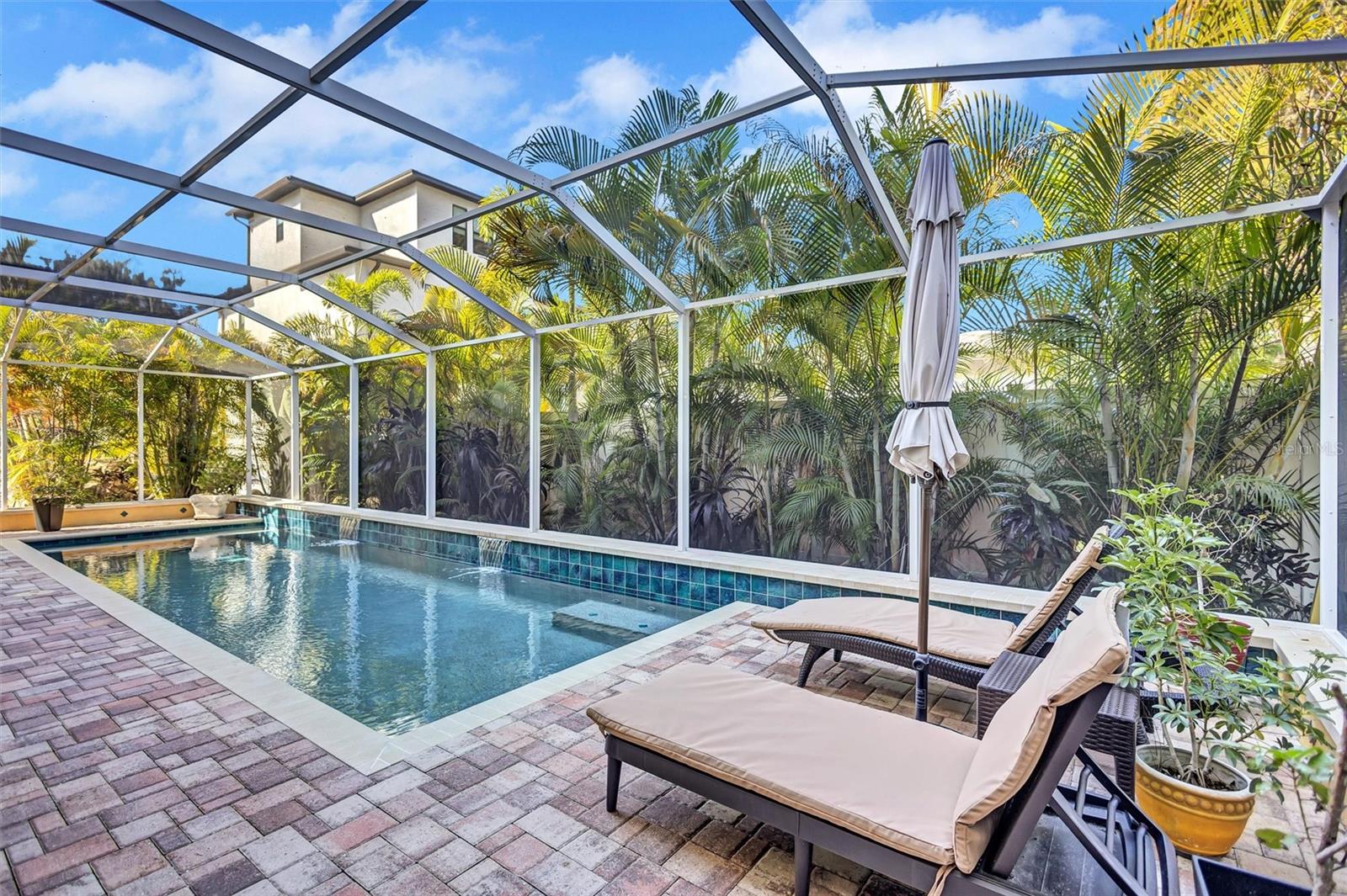 RIVERCREST - Residential