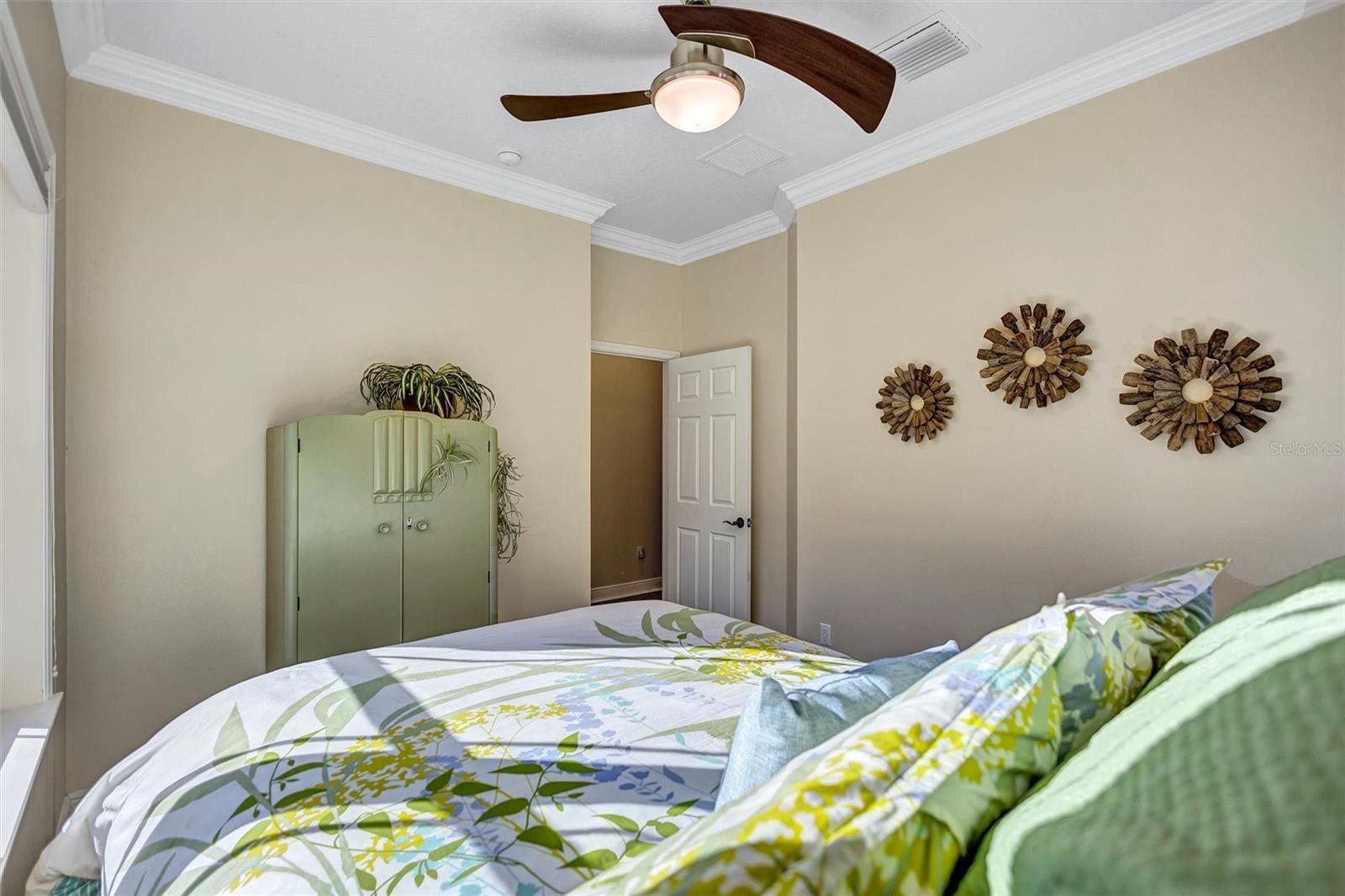 RIVERCREST - Residential