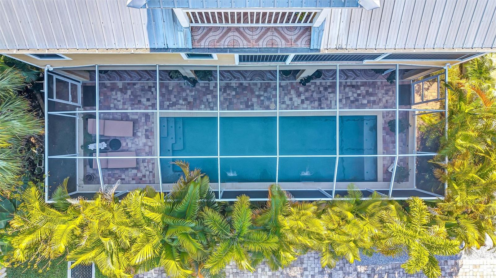 RIVERCREST - Residential