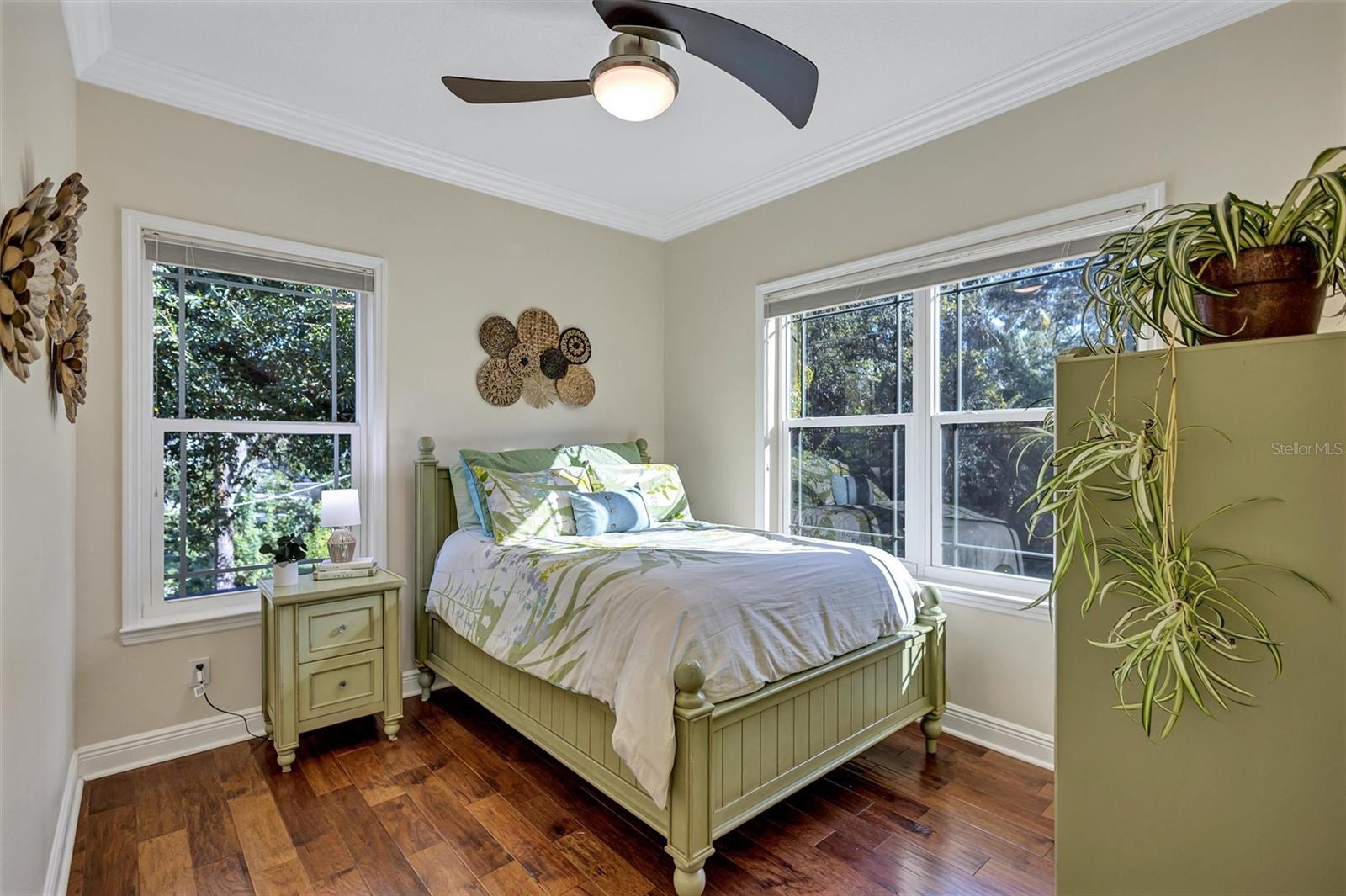 RIVERCREST - Residential