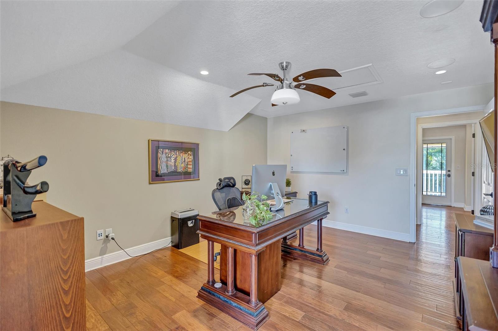 RIVERCREST - Residential