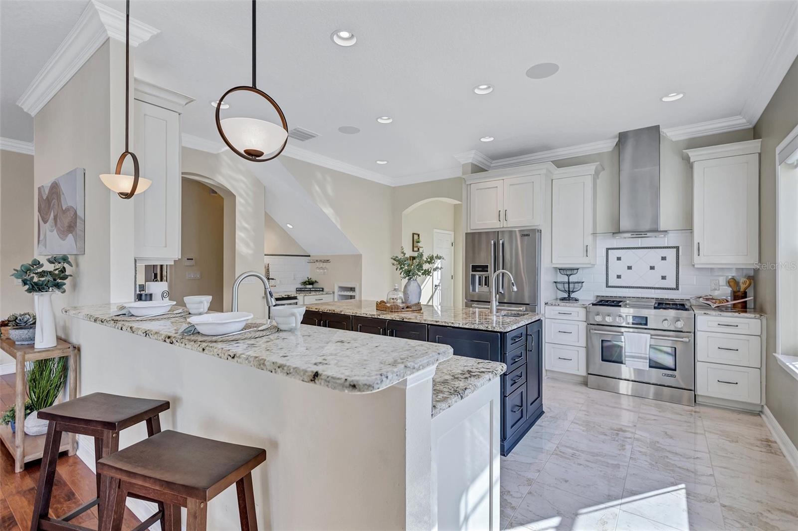 RIVERCREST - Residential