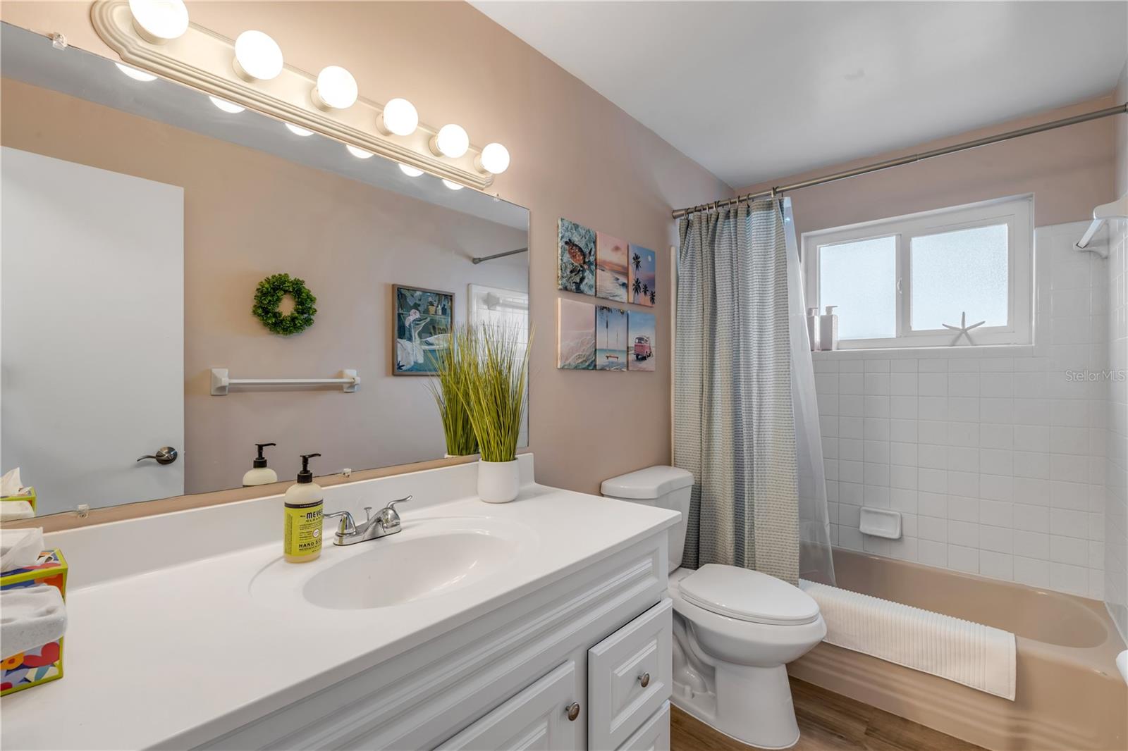 SILVER SANDS SEC D - Residential