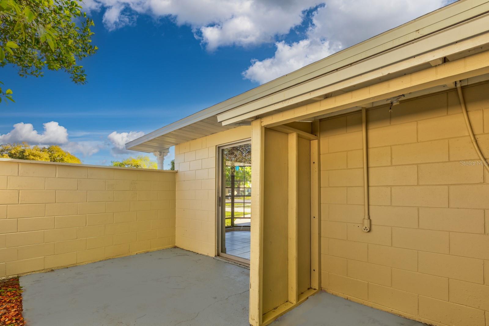 SYLVAN SHORES - Residential